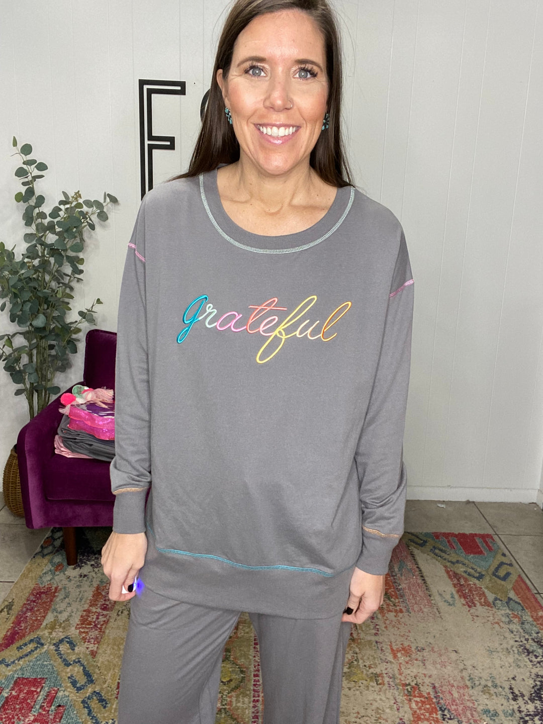 Grateful Embroidery Sweatshirt