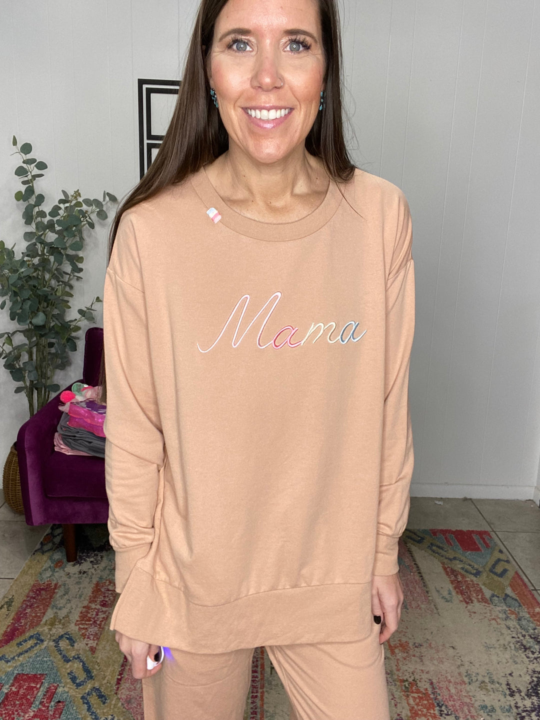 Mama Embroidery Sweatshirt