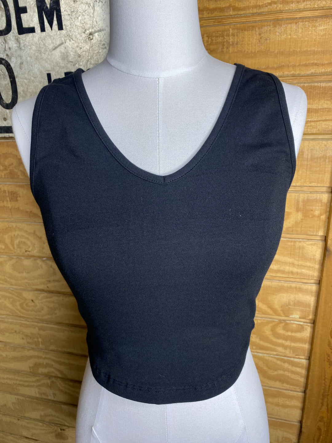 Anna Crop Tank in Black