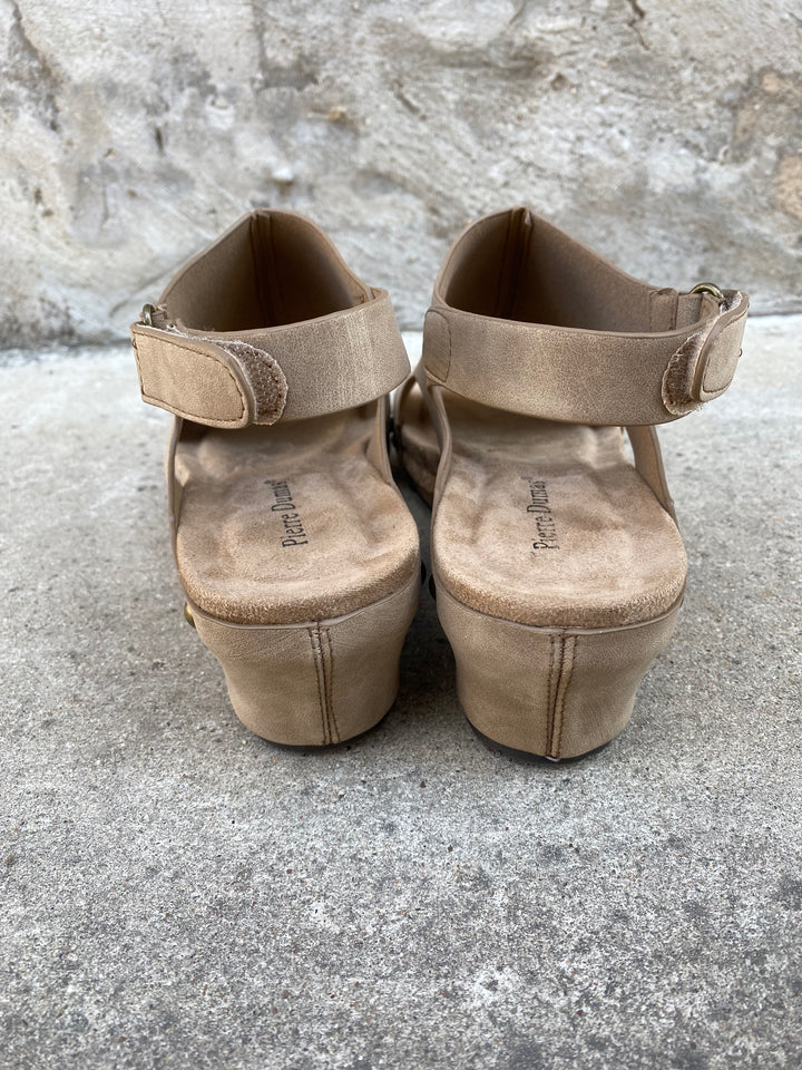 Emma Wedge in Taupe