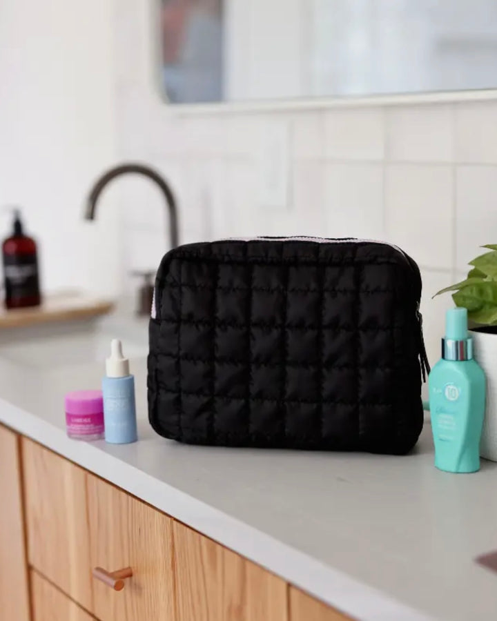 On Cloud 9 Puffer Cosmetic - Midnight