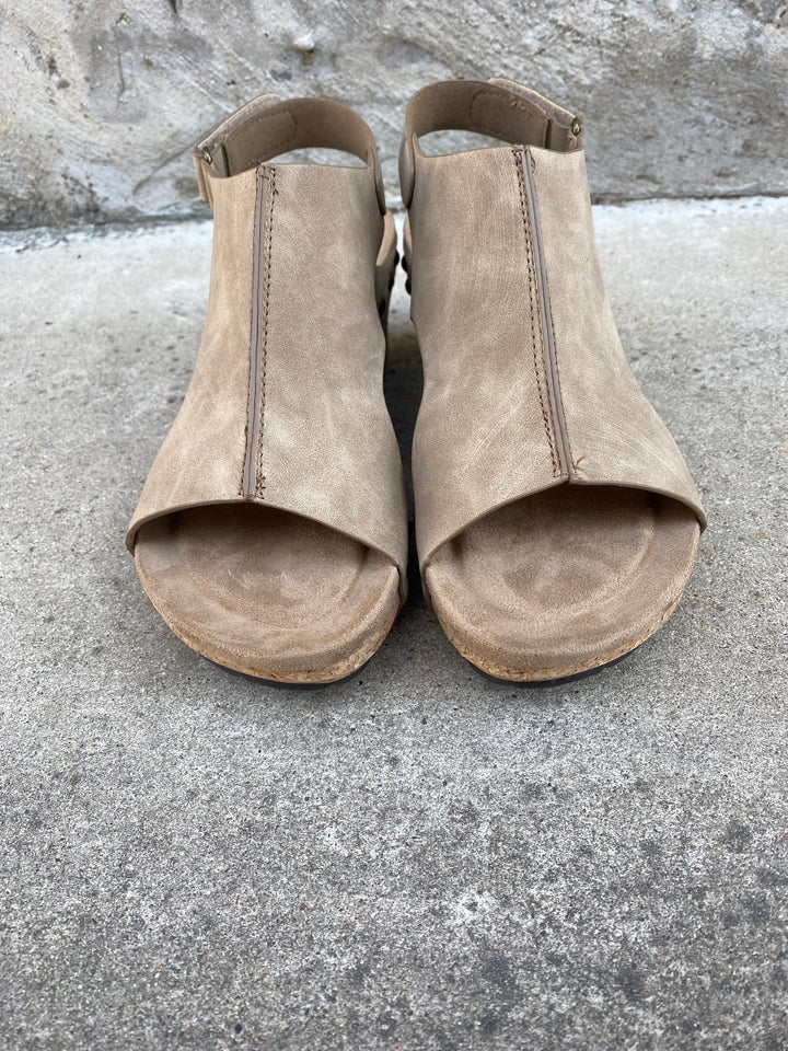 Emma Wedge in Taupe