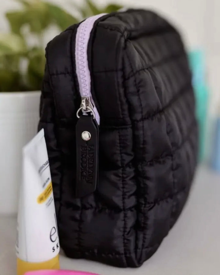On Cloud 9 Puffer Cosmetic - Midnight