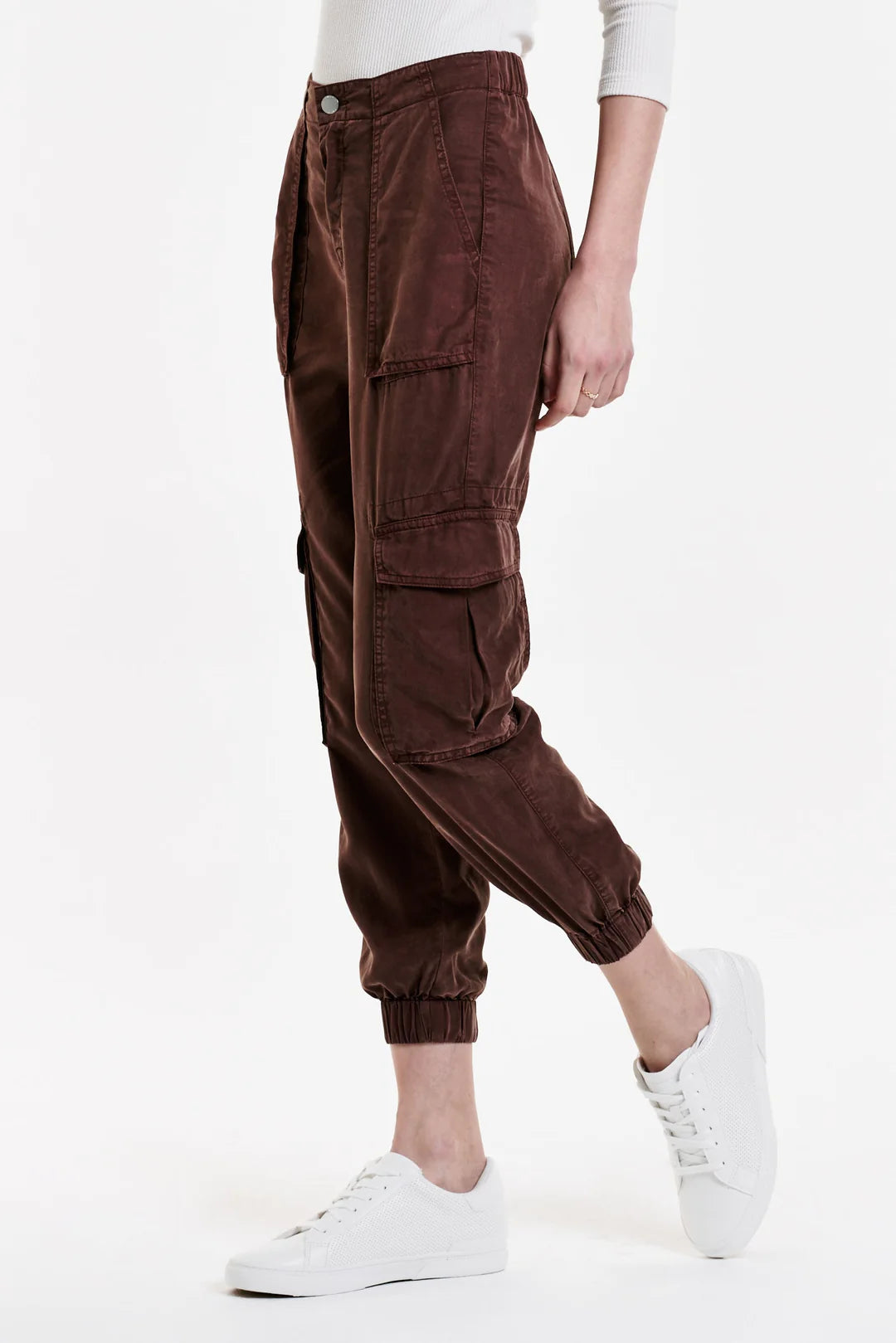 Sandy Joggers in Chestnut