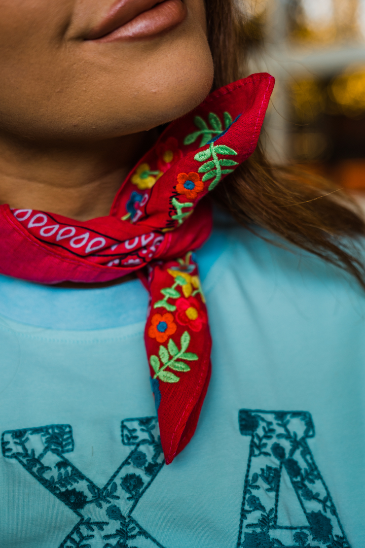 Frilly Wild Rag